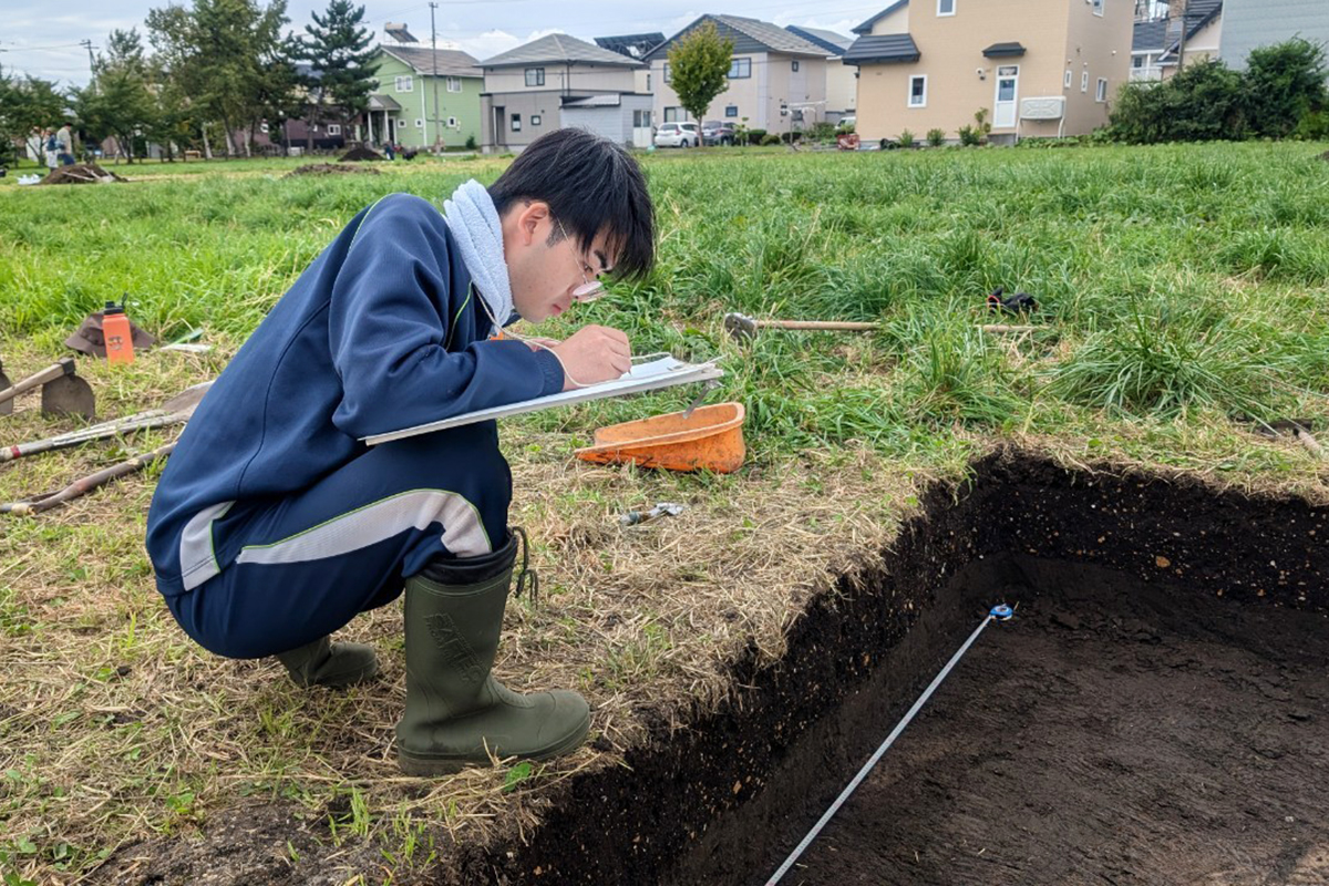 発掘調査の様子