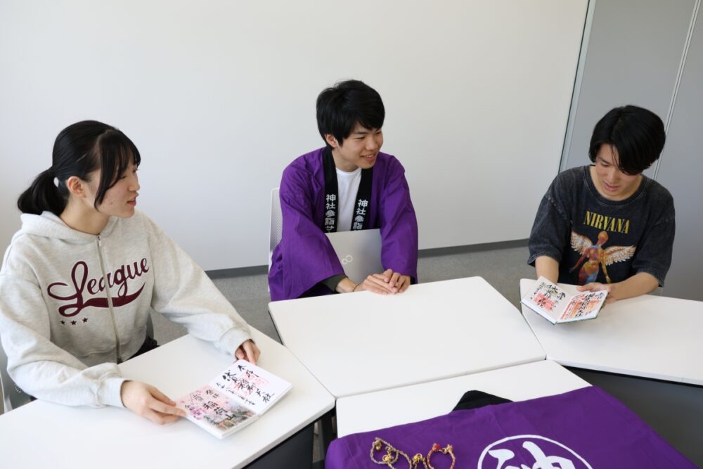 御朱印集めの魅力を語る3人